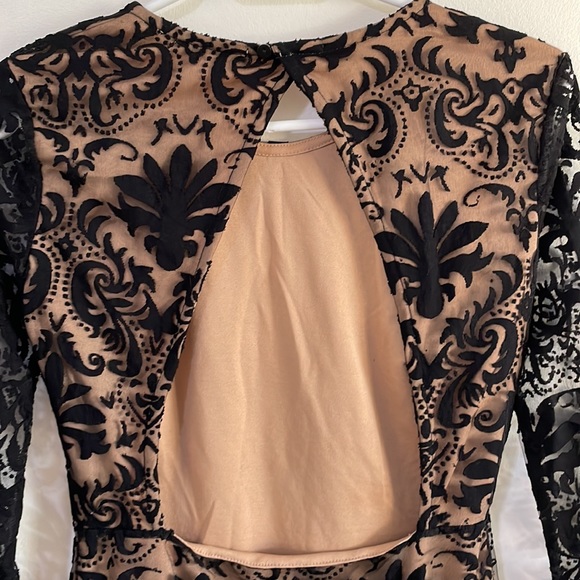 DEX size small dress - Picture 7 of 7